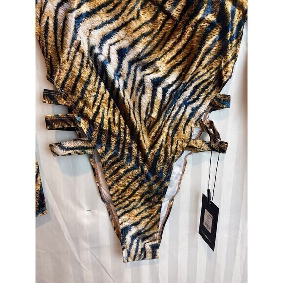 Animal Print Long Sleeve One Piece Swimsuit Size Small RefN07‎ - Picture 7 of 8